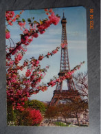 LA TOUR EIFFEL - Tour Eiffel