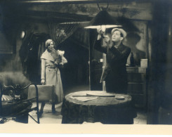 Photo Originale Du Tournage Du Film Toto De Jacques Tourneur En 1933,avec Albert Préjean Renée St Cyr,Robert Goupil - Célébrités