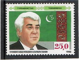 Turkmenistan 1992 . President,Flags (looks Tothe Right ). 1v: 25.0. Michel # 9 - Turkménistan