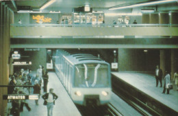 Le Metro De Montreal, Construit En 1967 Est Le Plus Moderne Au Monde,il Transporteplue De 100,000 Visiteurs Par Jour. - Métro