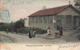 Montigny Les Cormeilles * Route Et Le Lavoir * Laveuses Lavandières - Montigny Les Cormeilles