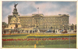 ANGLETERRE - London - Buckingham Palace And Victoria Memorial - Carte Postale Ancienne - Sonstige & Ohne Zuordnung