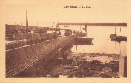 Lesconil * La Cale * Casiers Pêche Bateaux Pêcheurs * éditeur Combier - Lesconil