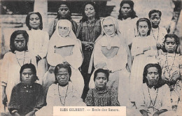 Océanie - Kiribati - Iles GILBERT - Ecole Des Soeurs - Voyagé 1933 (voir Les 2 Scans) - Garel, Rue Patrin, Mornand Rhône - Kiribati