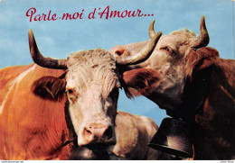 CPSM 1968 - VACHES - " PARLEZ-MOI D'AMOUR ...." - ÉD. CAP - Mucche