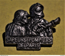 Pin's Pompiers De Paris - Feuerwehr