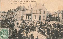 Châtillon En Bazois * 1907 * Un Jour De Marché Ou Fête * Villageois - Chatillon En Bazois