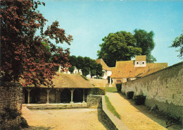 Goussonville * Vue Sur Le Lavoir Et L'église - Autres & Non Classés