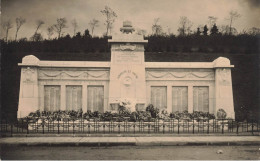 Le Creusot * Carte Photo * Place Et Monument - Le Creusot