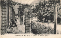 La Motte Beuvron , Lamotte Beuvron * Sanatorium Des Pins , Véranda Du Pavillon Pasteur * Villageois - Lamotte Beuvron