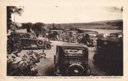 Montrichard * L'arrivée Des Touristes Aux Caves J.M. MONMOUSSEAU * Automobiles Anciennes Vin - Autres & Non Classés