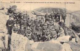 MILITARIA - Fort De LONCIN - Le Commandant Du Fort Entouré De Ses Rescapés Dans Les Ruines  - Carte Postale Ancienne - Andere & Zonder Classificatie