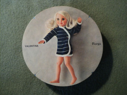 CARTON PUBLICITAIRE DOLLY DO POUPEES FURGA. MODELE VALENTINA. ANNEES 1960 / 1970 - Dolls