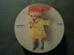 CARTON PUBLICITAIRE DOLLY DO POUPEES FURGA. MODELE MANSUETO. ANNEES 1960 / 1970 MODELE N° 7753. - Bambole