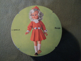 CARTON PUBLICITAIRE DOLLY DO POUPEES FURGA. MODELE MIRELLA. ANNEES 1960 / 1970 N° 45. - Poupées