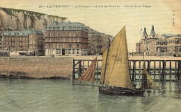 Le Tréport * Le Casino , Hôtel De France Et Hôtel De La Plage * Cpa Toilée Colorisée - Le Treport