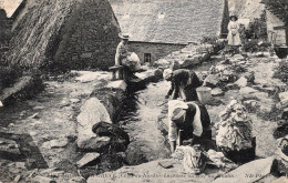 Saint Michel En Greve Laveuses Au Bief Du Moulin - Lavoir - Saint-Michel-en-Grève