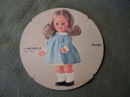 CARTON PUBLICITAIRE DOLLY DO POUPEES FURGA. MODELE ANTONELLA. ANNEES 1960 / 1970 N° 30 MODELE N° 4221. - Bambole