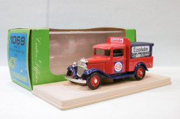 Eligor - FORD V8 Pick-up Bâché 1933 Esso Rouge Réf. 1069 BO 1/43 - Eligor