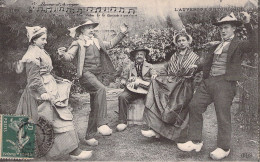 FOLKLORE - L'Auvergne Pittoresque -  La Bourrée D'Auvergne - Carte Postale Ancienne - Dances