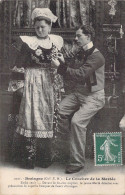 FOLKLORE - Bretagne - Le Coucher De La Mariée - 2101 - Carte Postale Ancienne - Dances