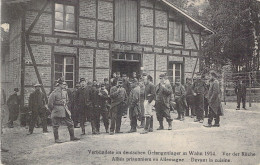 MILITARIA - Alliés Prisonniers En Allemagne - Devant La Cuisine - Carte Postale Ancienne - Guerre 1914-18
