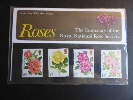 GREAT BRITAIN SG 1006-09 ROYAL NATIONAL ROSE SOCIETY CENTENARY PRESENTATION PACK - Feuilles, Planches  Et Multiples