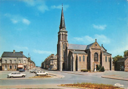 Montaudin * La Place De L'église Du Village - Sonstige & Ohne Zuordnung