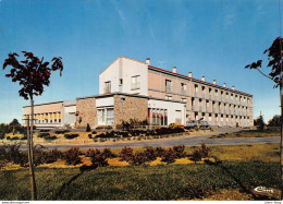 CHÂLUS (87) CPSM ±1970 - La Maison De Retraite - Architecte : M. PORTEJOIE - Éd. COMBIER - - Chalus