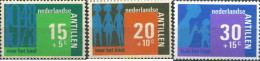 282915 MNH ANTILLAS HOLANDESAS 1973 25 ANIVERSARIO DE LOS PRIMEROS SELLOS PRO INFANCIA - Antilles