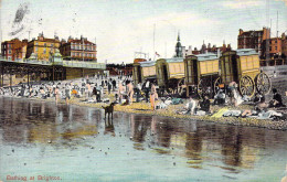 ANGLETERRE - Bathing At Brighton - Carte Postale Ancienne - Andere & Zonder Classificatie