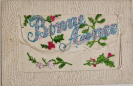 FANTAISIES - CARTE BRODEES- Fleur Et Houx - Bonne Année - Carte Postale Ancienne - Embroidered