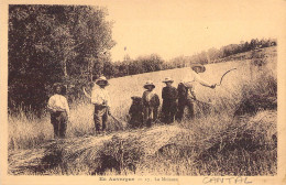 FOLKLORE - En Auvergne - Cantal - La Moisson - Edition Malroux Laborie - Carte Postale Ancienne - Vestuarios