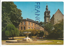 Mons (B-7000).Le Square St-Germain Et Le Beffroi. - Mons