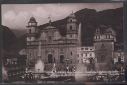 Bogotá.Plaza De Bolivar Con La Catedral Y La Capilla Del Sagrario. Editor J.V. Mogollón - Colombie