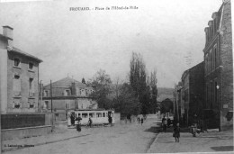 Place De L'hotel De Ville - Frouard