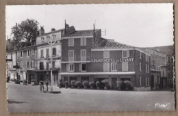 Delcampe - CPSM 26 - DIEULEFIT - Grand Hôtel Du Levant - TB PLAN Façade Animation Centre MAGASIN Café Panneau - Dieulefit