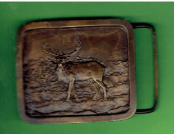 BOUCLE DE CEINTURE BRONZE 1978 CERF WAPITI CHASSE FABRICANT INDIANA METAL CRAFT USA - Other & Unclassified