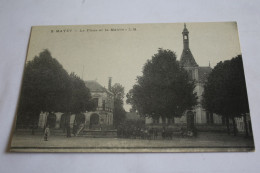 Mayet - La Place De La Mairie - Mayet