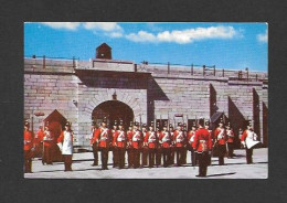 KINGSTON - ONTARIO - OLD FORT HENRY GUARD ON PARADE - BY MIKE ROBERTS - Kingston