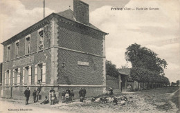 Froissy * école Des Garçons * écoliers Enfants Villageois Groupe Scolaire - Froissy