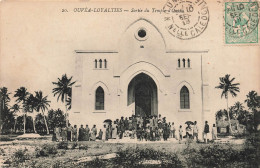 Nouvelle Calédonie - Dumbéa Loyalties - Sortie Du Temple D'Ouvéa - Animé - E. Le Deley - Carte Postale Ancienne - Nieuw-Caledonië