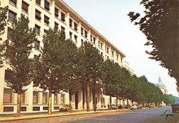 Paris * 7ème * Le Ministère Des Postes Et Télécommunications , Avenue De Saxe - Distrito: 07