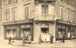 Vesoul * Carte Photo * Devanture De La Pharmacie Moderne FERRY GARRET * Pharmacien Commerce Magasin - Vesoul