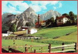 Lermoos In Tirol Mit Sonnenspitze Und Wampeter Schrofen - Lermoos