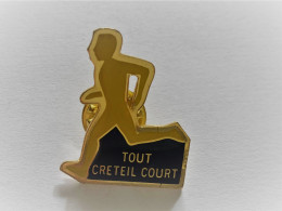 PINS Athlétisme Tout Créteil Court / Signé CMT Paris  / 33NAT - Athlétisme