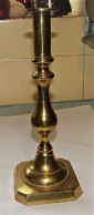 TRES ANCIEN GRAND BOUGEOIR ANGLAIS ENGLAND STYLE NAPOLEON EN BRONZE DORE TBE - Candelabri E Candelieri