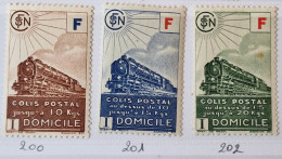 TIMBRE France COLIS POSTAUX  N° 200 Neuf 201 Neuf Et 202 Neuf C - 1943 - Train - Yvert & Tellier 2003 Coté 8.20 € - Mint/Hinged