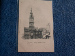 Delcampe - CPA   LE  CATEAU  //  HOTEL  DE  VILLE  - Précurseur - Le Cateau