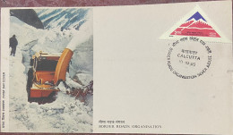 BRO, Road Construction, Mountain, Triangular Stamp On Fdc,india - Lettres & Documents
